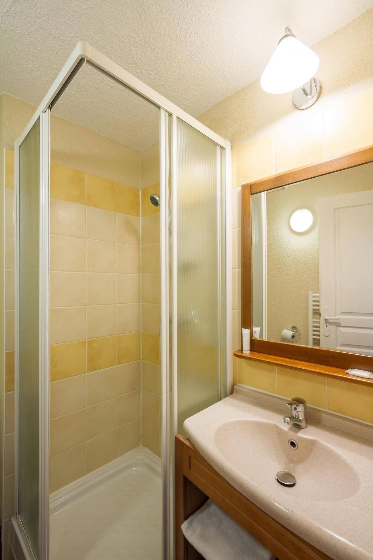 Residence Pierre & Vacances Pyrenees 2000 Le Sequoia มอง-ลูอิส ภายนอก รูปภาพ