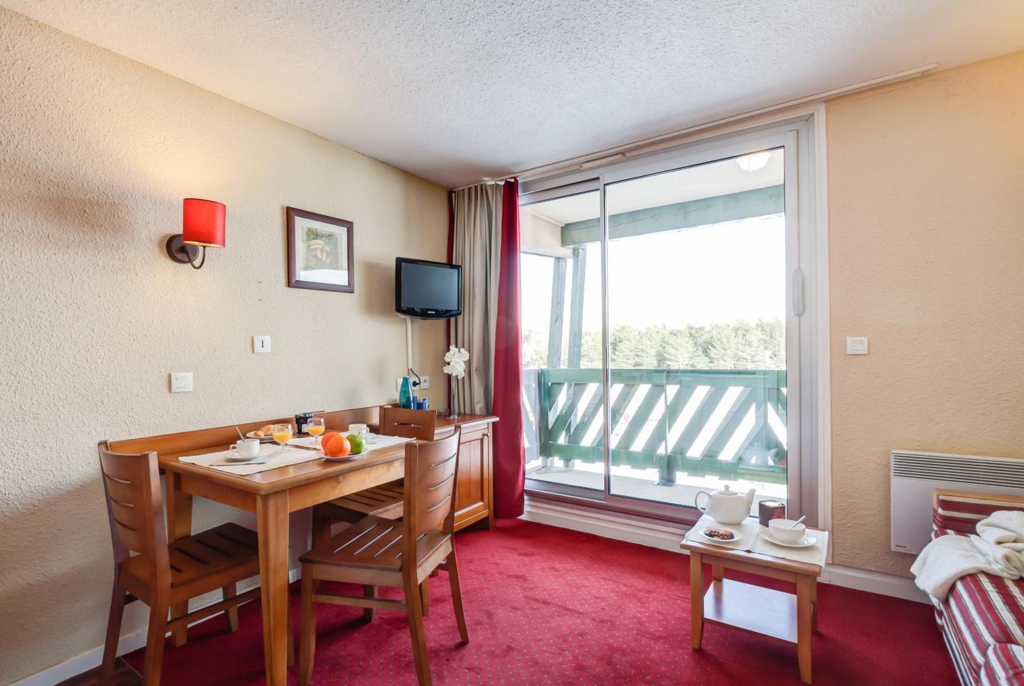 Residence Pierre & Vacances Pyrenees 2000 Le Sequoia มอง-ลูอิส ภายนอก รูปภาพ